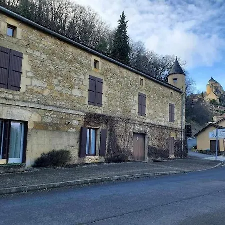 Studio-chateau Castelnaud-au Bord De La Riviere *