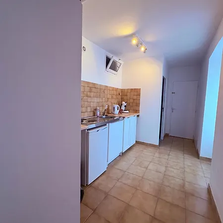 Studio-chateau Castelnaud-au Bord De La Riviere