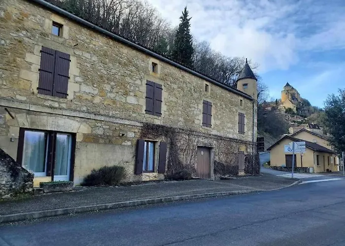 Studio-chateau Castelnaud-au Bord De La Riviere *