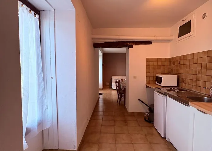 Studio-chateau Castelnaud-au Bord De La Riviere 캬스텔노라샤펠